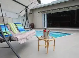 DEUX MAISON - Ocean view, pool, spacious house