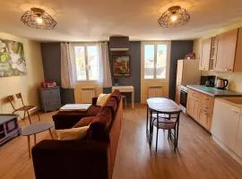 Le Studio Bis - Appartement meublé tout confort Centre Ville