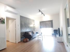 KALIDONIA RESIDENCE Suite Nicosia , Spacious 2 BR suite with office，位于尼科西亚国防部-尼科西亚附近的酒店