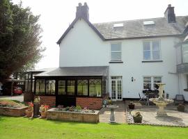 Leahurst Bed and Breakfast，位于陶因的酒店