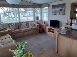 24 The Beeches Caravan Park，位于Gilcrux的度假园