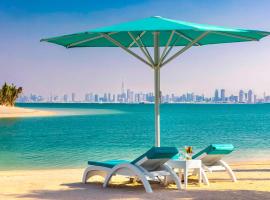 Anantara World Islands Dubai Resort，位于迪拜世界岛附近的酒店