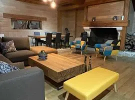 Habitation en bois authentique