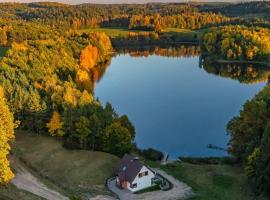 holiday home directly at the lake, Dabie，位于贝图夫的酒店