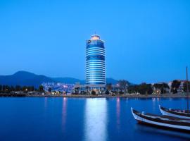 Wyndham Grand Izmir Ozdilek Thermal & Spa，位于伊兹密尔的酒店