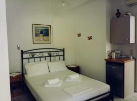 Lemonia rooms 2，位于普拉提伊亚洛斯西弗诺斯的度假屋