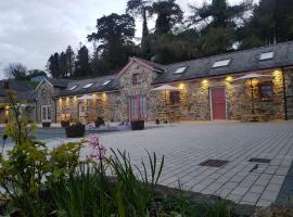 Magical 3-Bed Stone Built Cottage - Sleeps 6，位于Ballynahinch的酒店