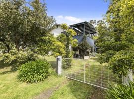 Phillip Island Time - Large home with self-contained apartment sleeps 11，位于卡尔斯的度假屋