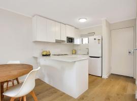 Providence Apartment 5，位于霍克斯内斯特的酒店