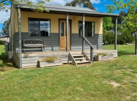 曼斯菲尔德假日公园酒店，位于曼斯菲尔德的酒店