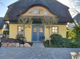 "Schiffszimmermannshaus" by Ferienhaus Strandgut，位于博恩的酒店