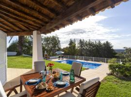 Villa Be Grateful by Interhome，位于Mexilhoeira Grande的度假屋