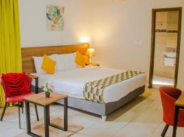 BLUEBAY HOTEL ABIDJAN，位于阿比让的酒店