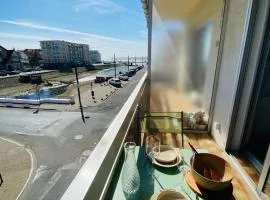 Vue mer et Garage privé, studio balcon plein Sud