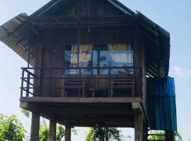 Sigiriya Paddy Field Hut，位于锡吉里亚的山林小屋