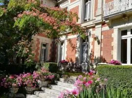 Domaine de Champ rose + piscine chauffée, couverte
