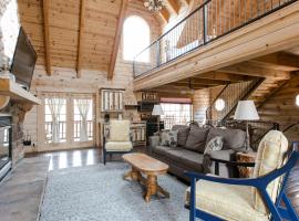 Blue Jays Nest Cabin by Amish Country Lodging，位于柏林的酒店