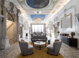 Radisson Collection Hotel, Palazzo Nani Venice，位于威尼斯的家庭/亲子酒店