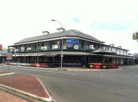 塔斯曼大酒店