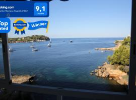 Apartment with a great sea view in the best location of Santa Ponsa，位于圣蓬萨的自助式住宿