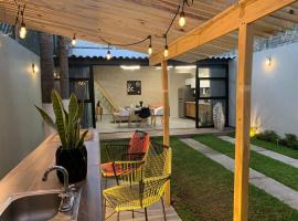 Begonias Loft cerca del Auditorio Telmex!，位于瓜达拉哈拉的度假屋