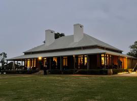 Yarrabandai Creek Homestead，位于Ootha的农家乐