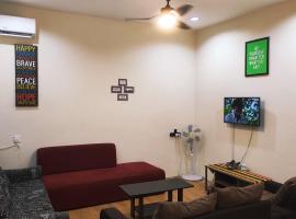 Hornbill Homestay Samarahan，位于Kota Samarahan的酒店