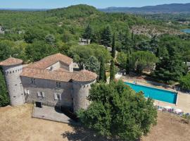Residence Vacances Bleues Lou Castel，位于Casteljau的酒店