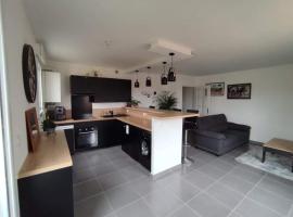 Beau F3 neuf et lumineux proche de disneyland paris，位于Neufmoutiers-en-Brie的酒店