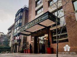 Hotel Stanford，位于圣地亚哥普罗维登西亚的酒店