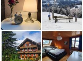 Schöne 3 1/2 Zimmer Wohnung in der Zentralschweiz，位于Menznau的酒店