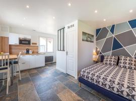 Love N Chic 3 Studios Disneyland 5 min，位于谢西的酒店