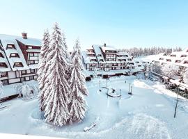 Apartments Suncani Vrhovi Kopaonik，位于科帕奥尼克的旅馆