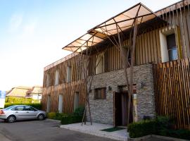 Pensiunea La Broscuta，位于肯皮亚图尔济的酒店