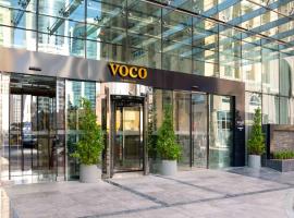 voco - Bonnington Dubai, an IHG Hotel，位于迪拜阿勒马克图姆国际机场 - DWC附近的酒店