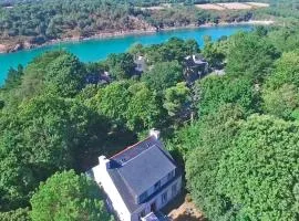 Holiday Home in Moëlan near Kerfany Beach