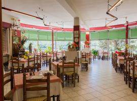 艾尔博古索乐餐厅及酒店，位于卡梅里诺的酒店