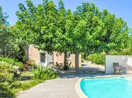Nice Apartment In Caumont-Sur-Durance