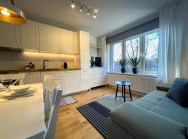 URBAN APARTMENTS Studio No 4A Chorzów Katowice, FREE PRIVATE PARKING，位于霍茹夫霍茹夫巴托尔附近的酒店