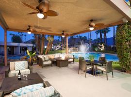 Desert Isle Resort, a VRI resort，位于棕榈泉棕榈峡谷附近的酒店