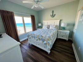 Shores of Panama Resort, Direct Beachfront, 1 BR plus Bunks! by Dolce Vita Getaways PCB，位于巴拿马城海滩的酒店
