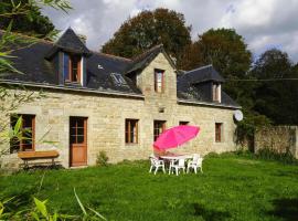 Semi-detached house, Bénodet，位于贝诺代的别墅