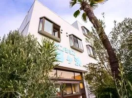 弯弓海滩旅馆