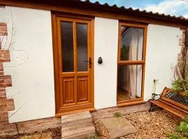 Private Detached Annex in Isleham Village