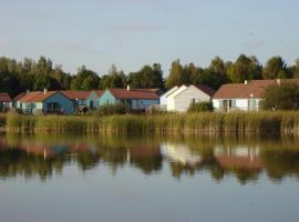 Hébergements du Lac de Madine，位于Heudicourt-sous-les-Côtes的酒店