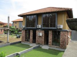 Ganga Kutir Oak Villa on Raichak，位于莱查克的酒店