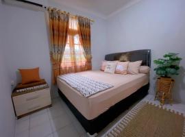 Yoda Yosandra Homestay，位于Timuran的酒店