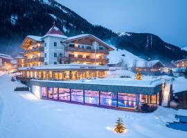 Alpinhotel Berghaus spa，位于图克斯的酒店