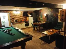 Apartamencik za lasem