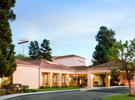 洛杉矶-LAX-埃尔塞贡多万怡酒店，位于埃尔塞贡多洛杉矶国际机场 - LAX附近的酒店